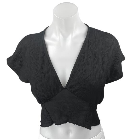 Zara Black Crinkled Gauze Short Flutter Sleeve V-Neck Smocked Crop Blouse Top S - Picture 1 of 3